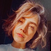 Elham Akia