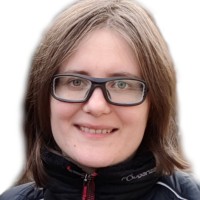 Eszter Takács