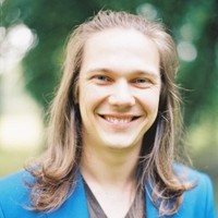 Антон Селихов