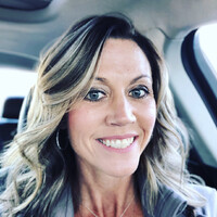 Sandra Bond