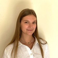 Laura Candaele