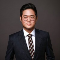 Tae Hun Lee