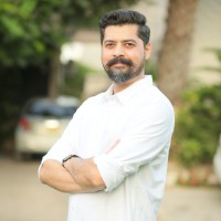 Adil Mustafa