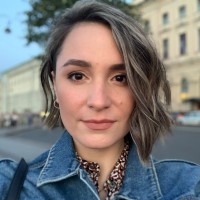 Lola Zhurakulova
