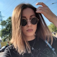 Ксения Попова