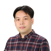 Dong Woo Jung