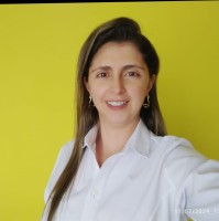 Lina Maria Valencia Hoyos
