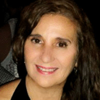 Claudia Helou