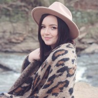 Zoe Hutchind
