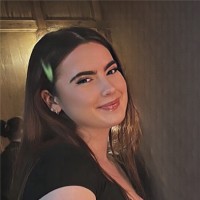 Eimear Arnott