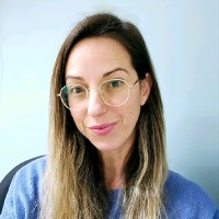 Noa Glickstein-Keren
