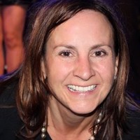 Suzanne Clement