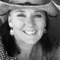 Lori Glimsdale, Ba