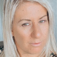 Laura Mann