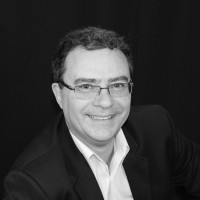 Roberto Varela