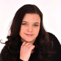 Denise Den Hartog