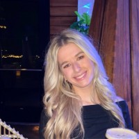 Alexa Tomasits