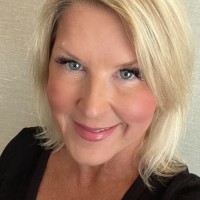 Kimberly S Cox