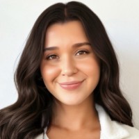 Adriana Luna