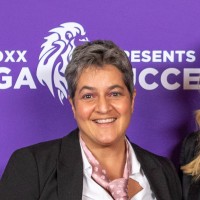 Dr. Mariane Zoi Antares