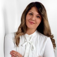 Leslie Schmitt