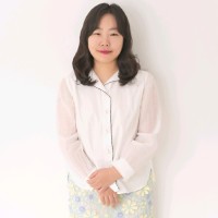 Yoonju(Yulia) Hwang