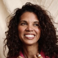 Vanessa Cruz   🇨🇴Setton  🇫🇷 🔌🎯⭐️