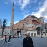 Doç. Dr. Salih Özer