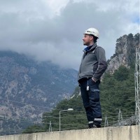 Necat Yiğit Di̇nçgörür