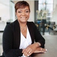 Tamara Inzunza, Realtor