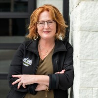 Jennifer 'Jen' Clements