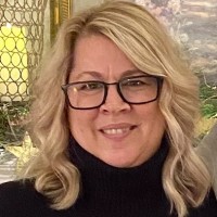 Kelli Luke
