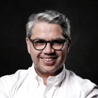 Andrés E. Ponce
