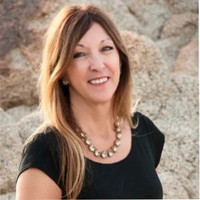 Roseanne Foxx Bennion Deville Homes