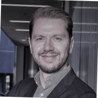 Thomas Lindholm