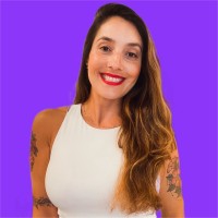 Lívia Schneider De Queiroz