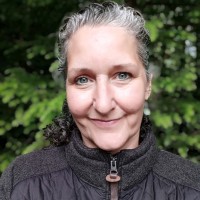 Lois Miller