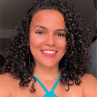 Michele Araújo