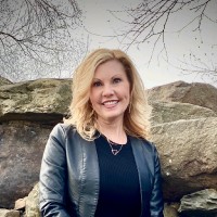 Debi Strauch
