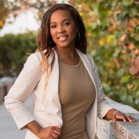 Roshauna Mckenzie, Mba