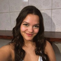 Lara F Guimarães