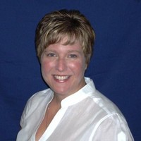 Holly Anderson