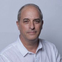 Zeev Snir