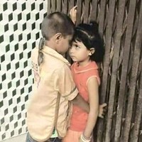 Se Elias Khan
