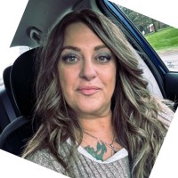Dayna Holmes