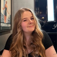 Rebecca Wills