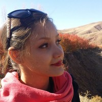 Niloofar Navayi