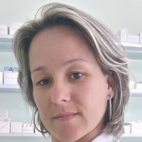 FARMACÊUTICA POLIANA