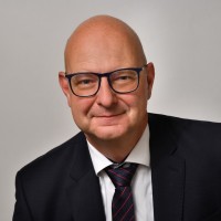 Dr. Dirk Lorreng