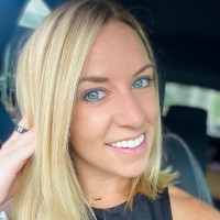 Nikki Warren